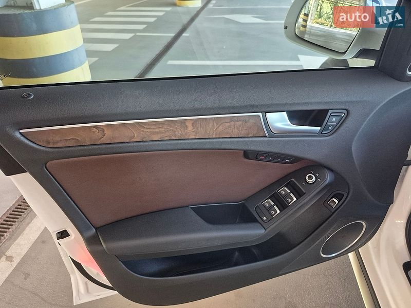 Універсал Audi A4 2012 в Києві