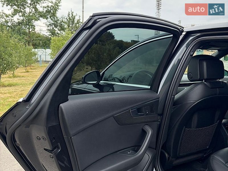 Седан Audi A4 2018 в Івано-Франківську