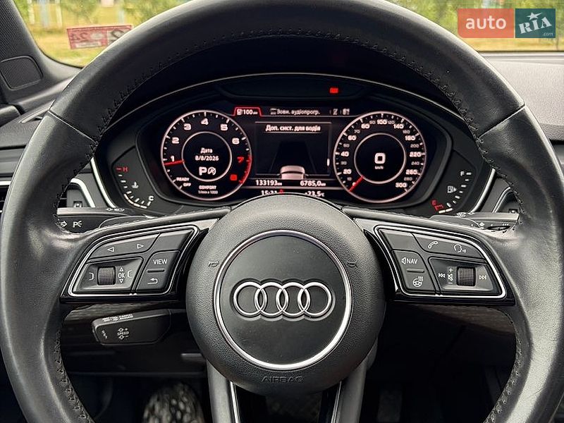 Седан Audi A4 2018 в Івано-Франківську