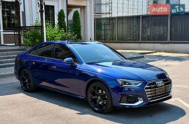 Седан Audi A4 2020 в Виннице