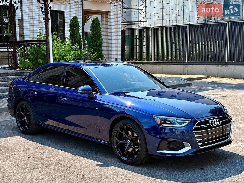 Седан Audi A4 2020 в Виннице