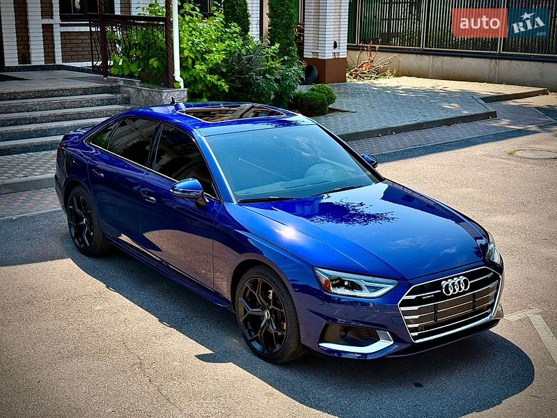 Седан Audi A4 2020 в Виннице