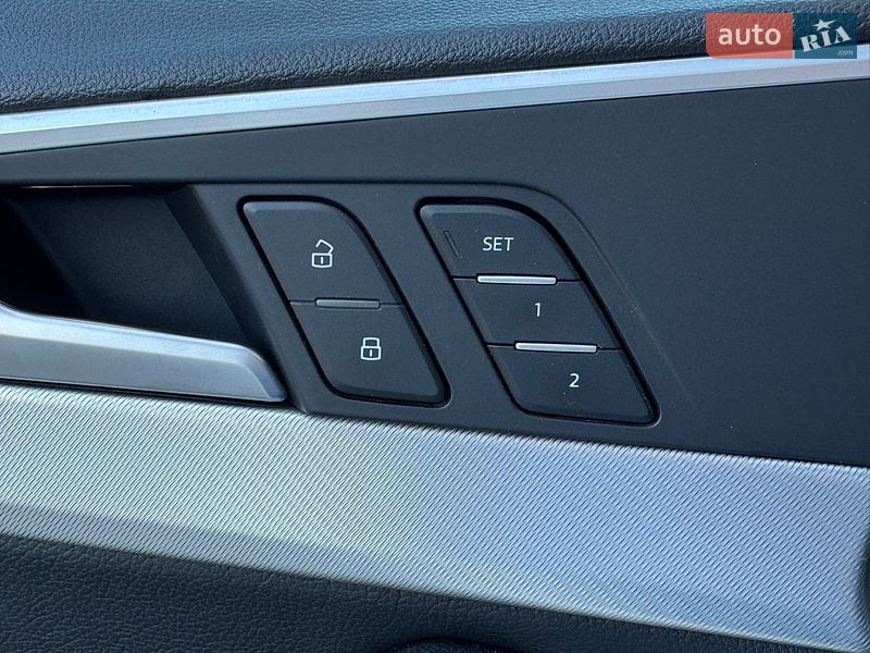 Седан Audi A4 2017 в Киеве фото 31 Седан Audi A4 2017 в Киеве