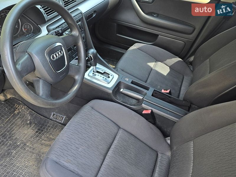 Седан Audi A4 2006 в Киеве
