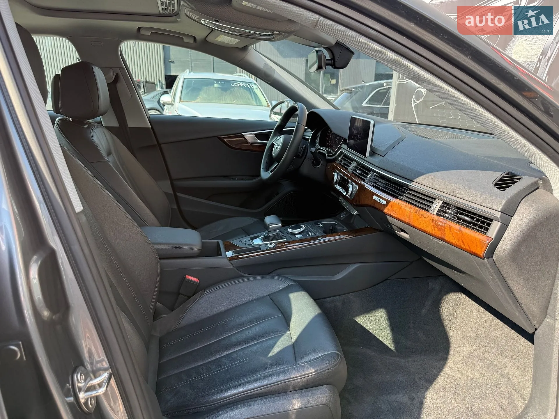 2017 Audi A4 - мініатюра 51