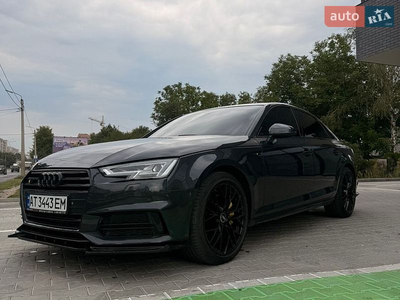 Седан Audi A4 2016 в Ивано-Франковске