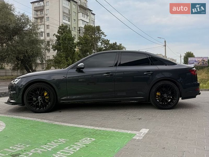 Седан Audi A4 2016 в Івано-Франківську