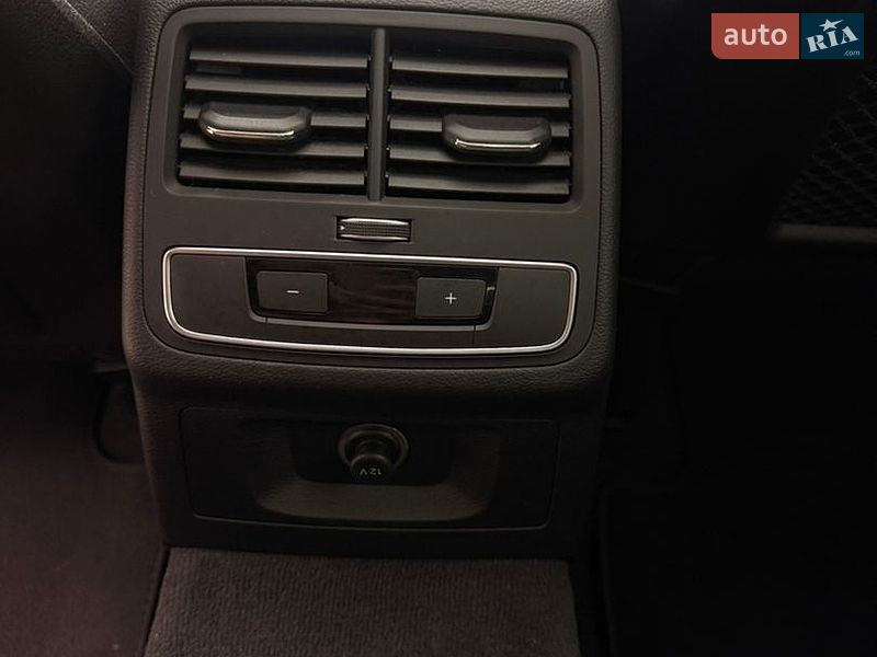 Седан Audi A4 2016 в Івано-Франківську