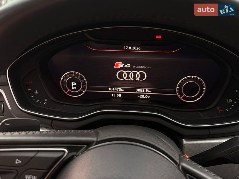 Седан Audi A4 2016 в Ивано-Франковске