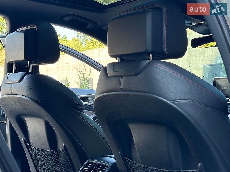 Седан Audi A4 2018 в Рівному