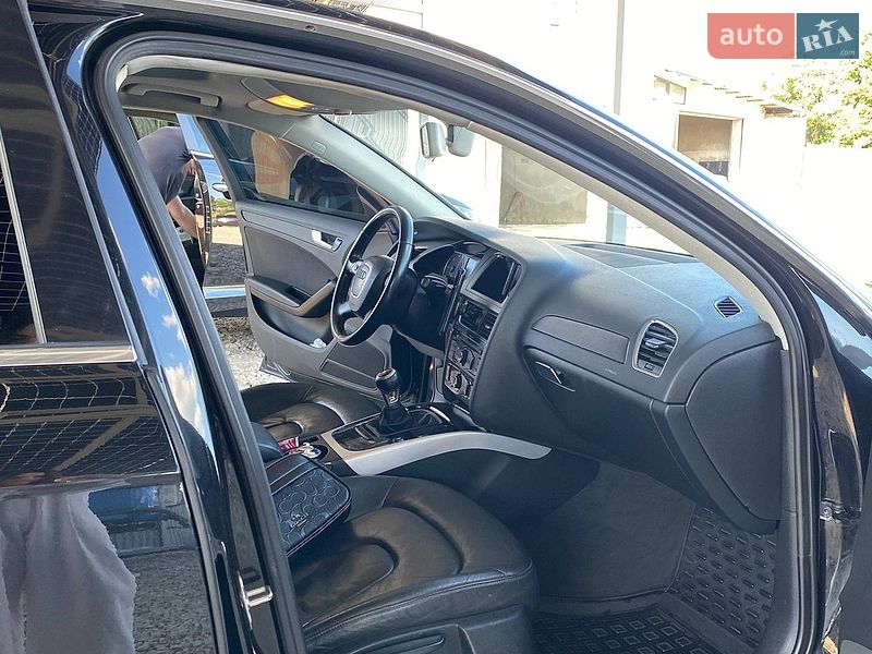 Седан Audi A4 2008 в Тернополе