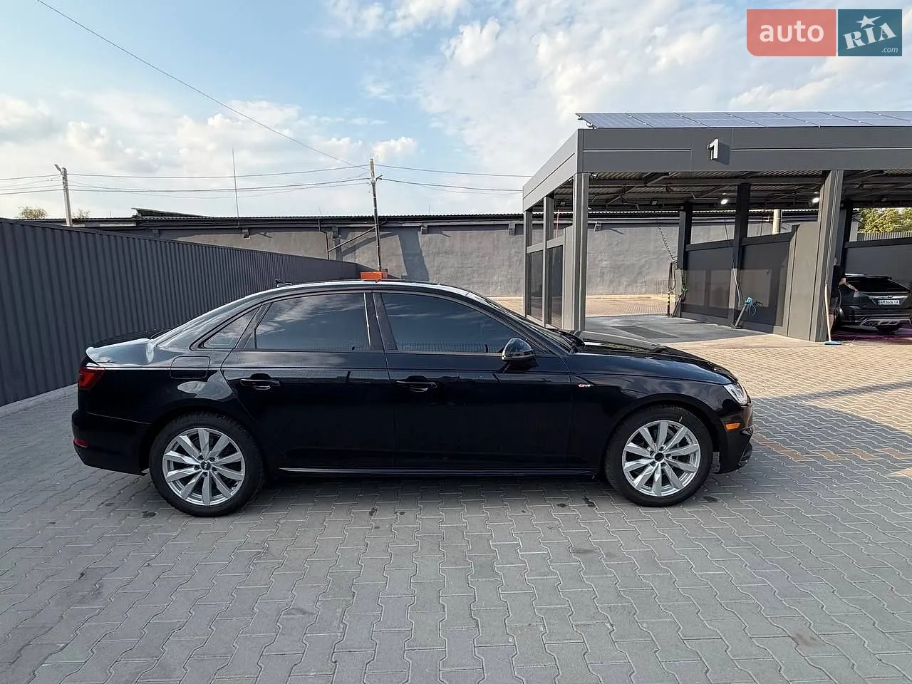 2017 Audi A4 - мініатюра 13