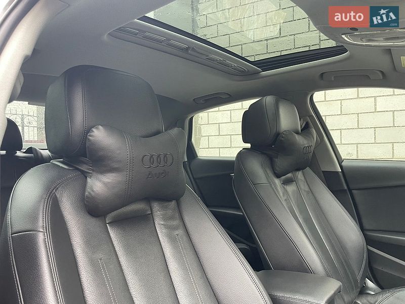 Седан Audi A4 2017 в Києві