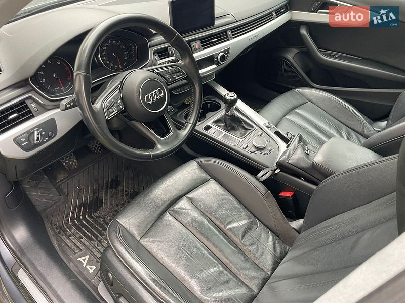 Седан Audi A4 2017 в Києві