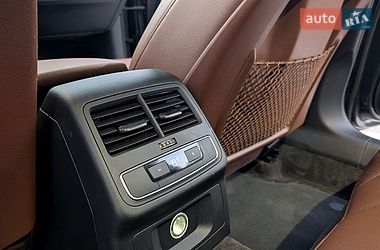 Седан Audi A4 2018 в Киеве