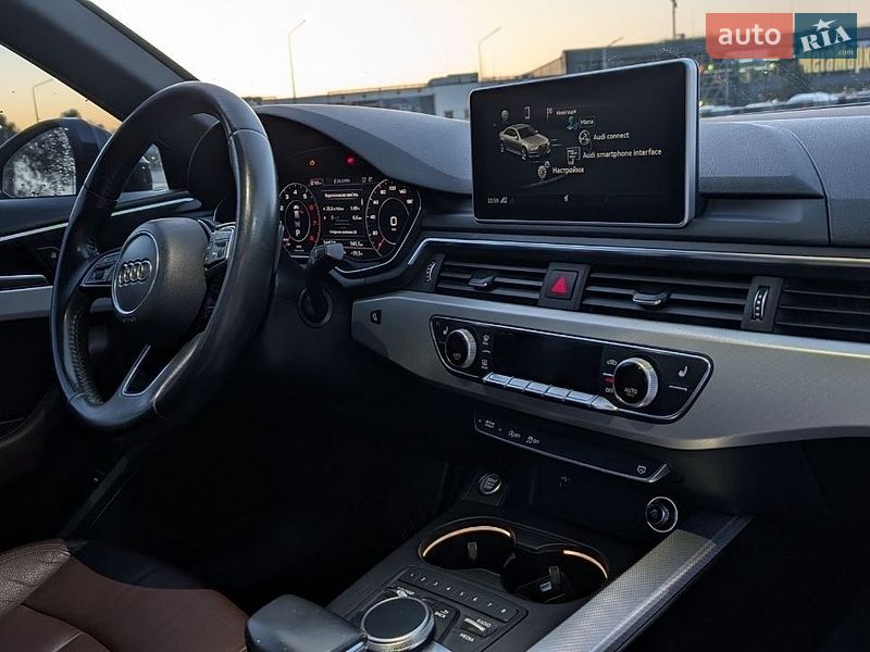 Седан Audi A4 2018 в Киеве