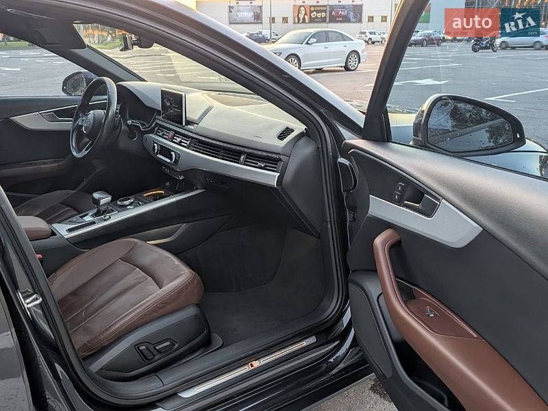 Седан Audi A4 2018 в Киеве