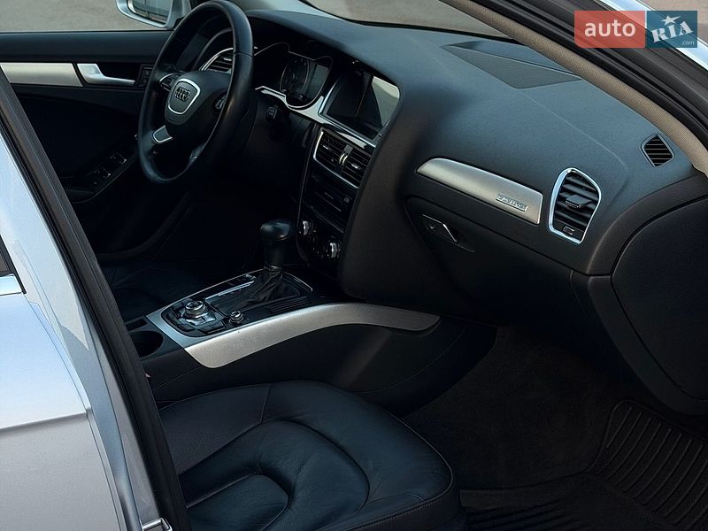 Седан Audi A4 2014 в Києві
