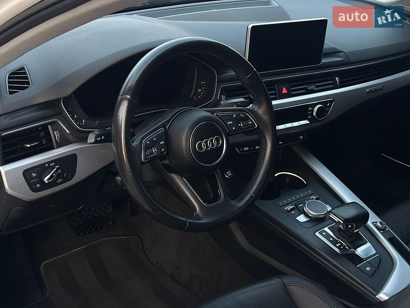 Седан Audi A4 2016 в Самборе