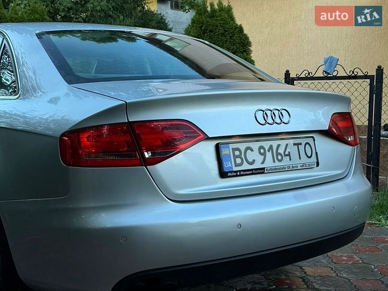 Седан Audi A4 2008 в Львові