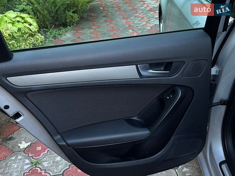Седан Audi A4 2008 в Львові