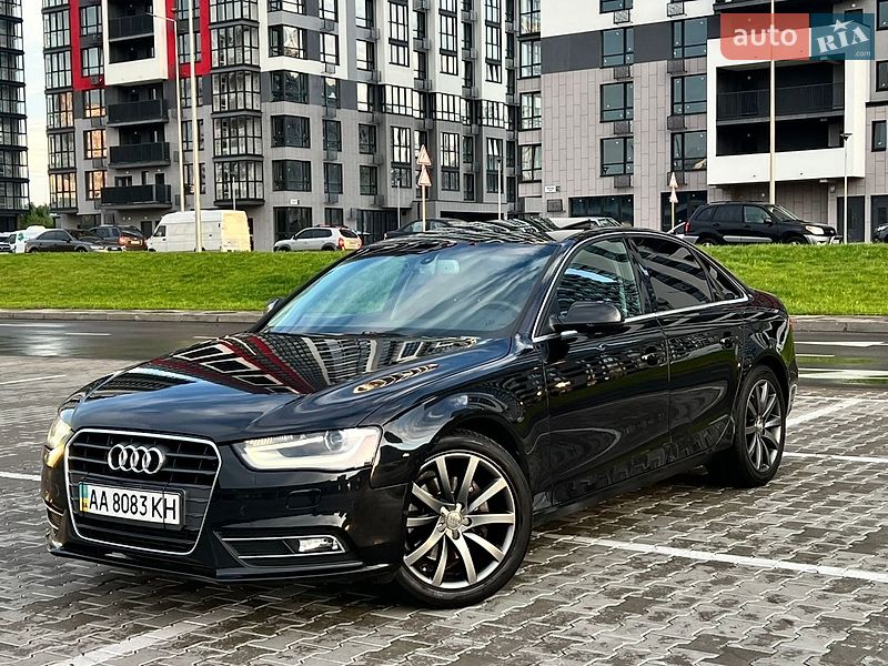 Седан Audi A4 2013 в Киеве