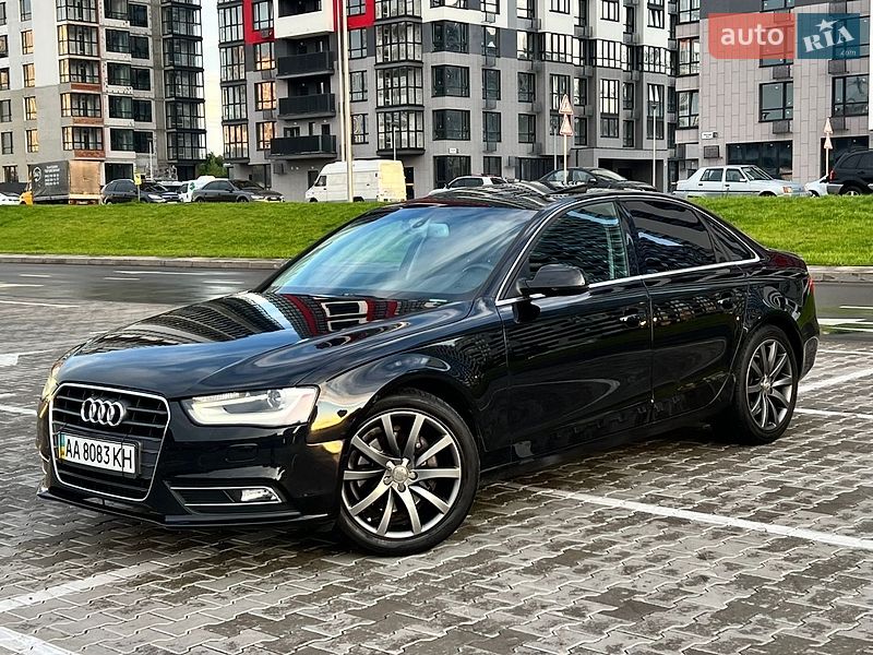 Седан Audi A4 2013 в Киеве