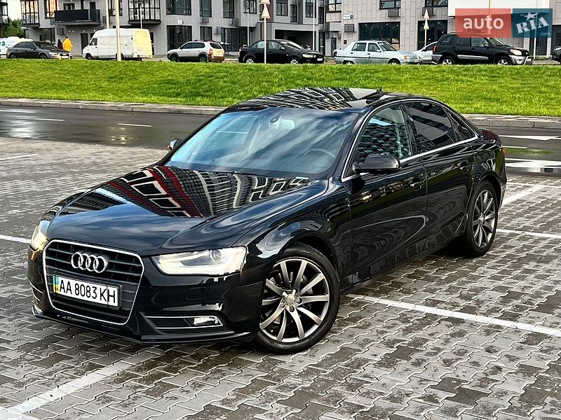 Седан Audi A4 2013 в Киеве