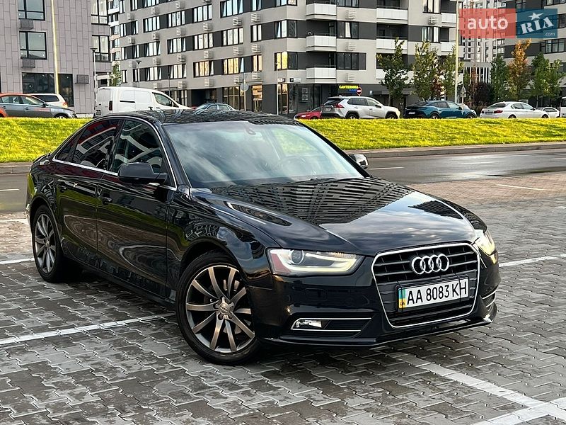 Седан Audi A4 2013 в Киеве