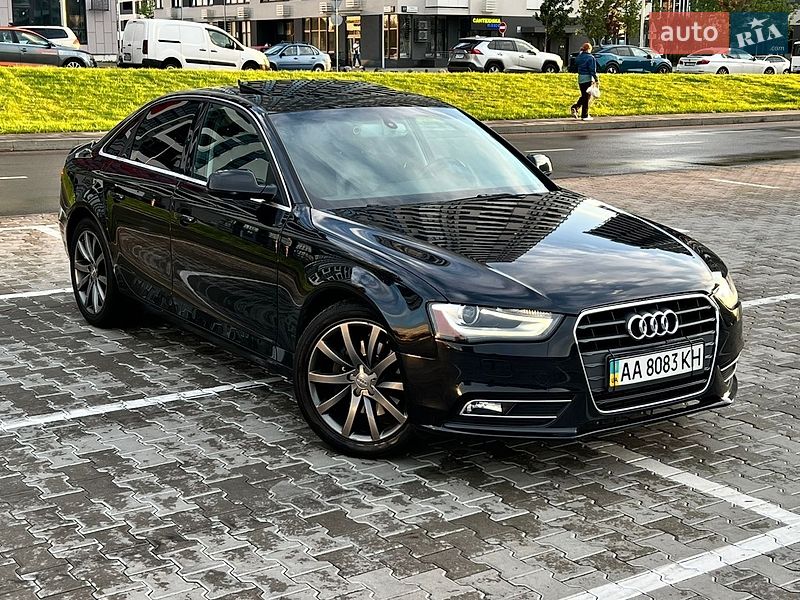 Седан Audi A4 2013 в Киеве