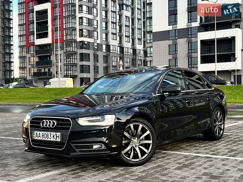 Седан Audi A4 2013 в Киеве