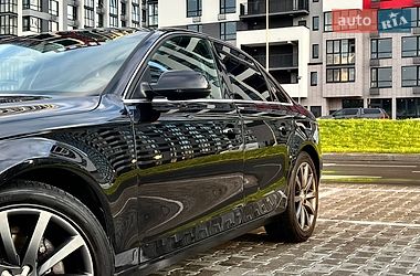 Седан Audi A4 2013 в Киеве