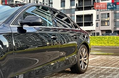Седан Audi A4 2013 в Киеве