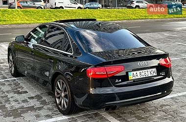 Седан Audi A4 2013 в Киеве
