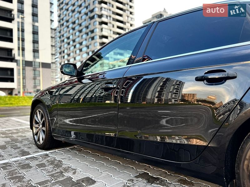 Седан Audi A4 2013 в Киеве