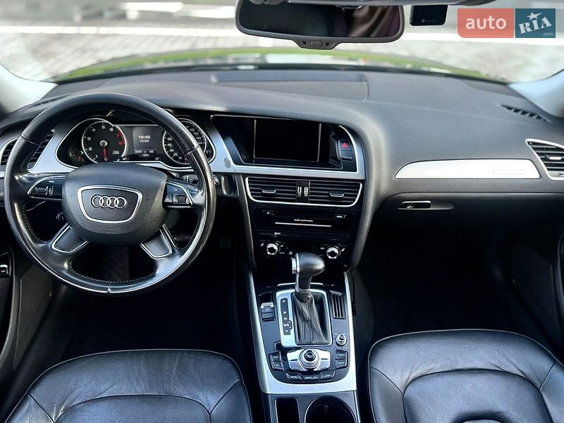 Седан Audi A4 2013 в Киеве