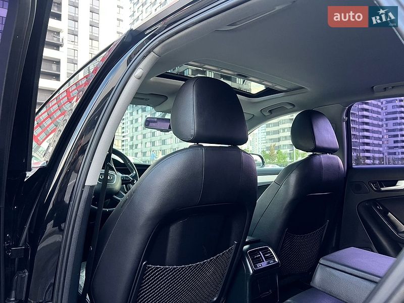 Седан Audi A4 2013 в Киеве