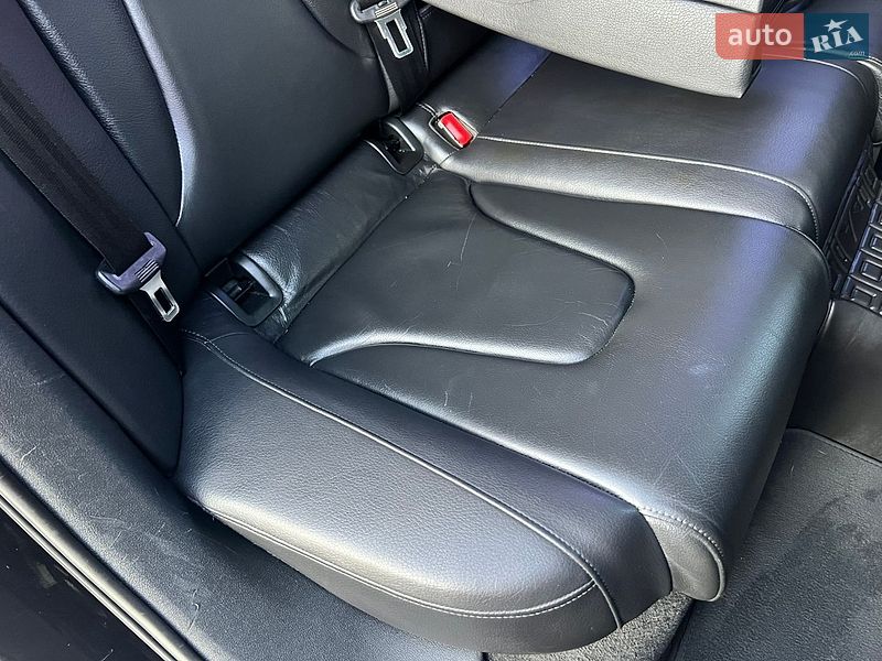 Седан Audi A4 2013 в Киеве