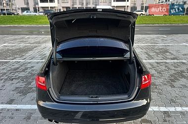Седан Audi A4 2013 в Киеве