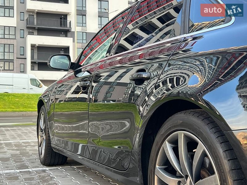 Седан Audi A4 2013 в Киеве