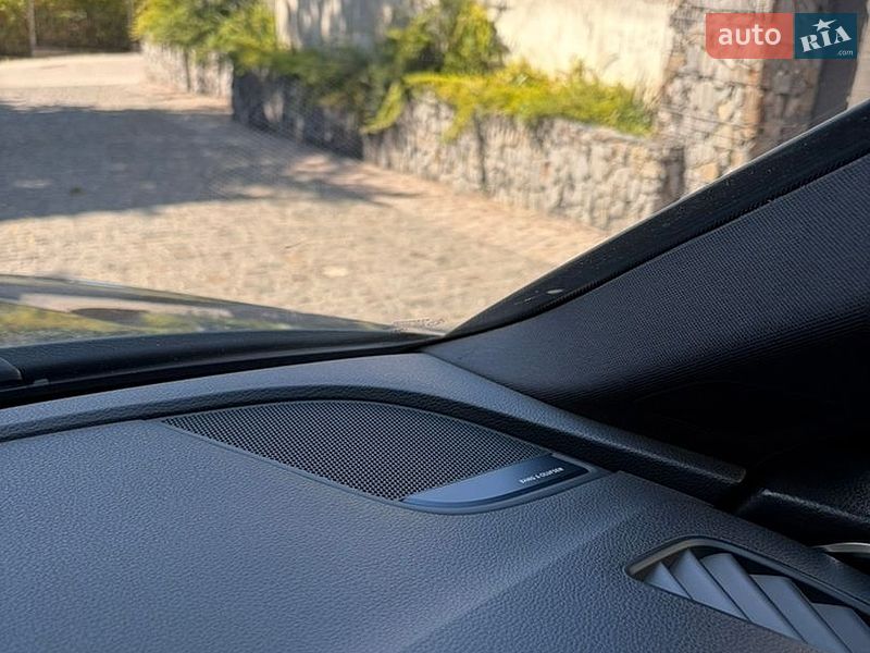 Седан Audi A4 2017 в Ужгороде