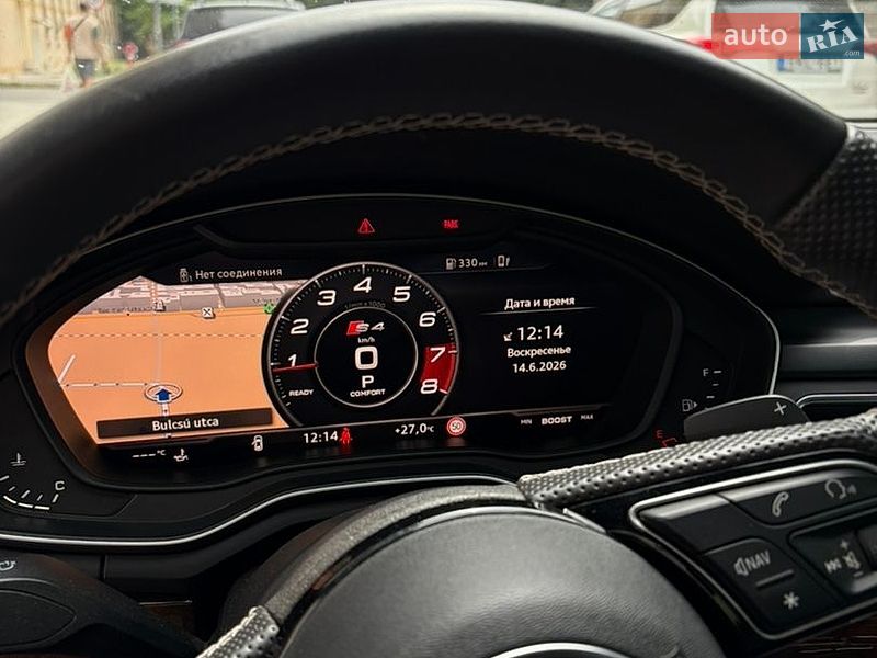 Седан Audi A4 2017 в Ужгороде
