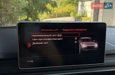 Седан Audi A4 2017 в Ужгороде
