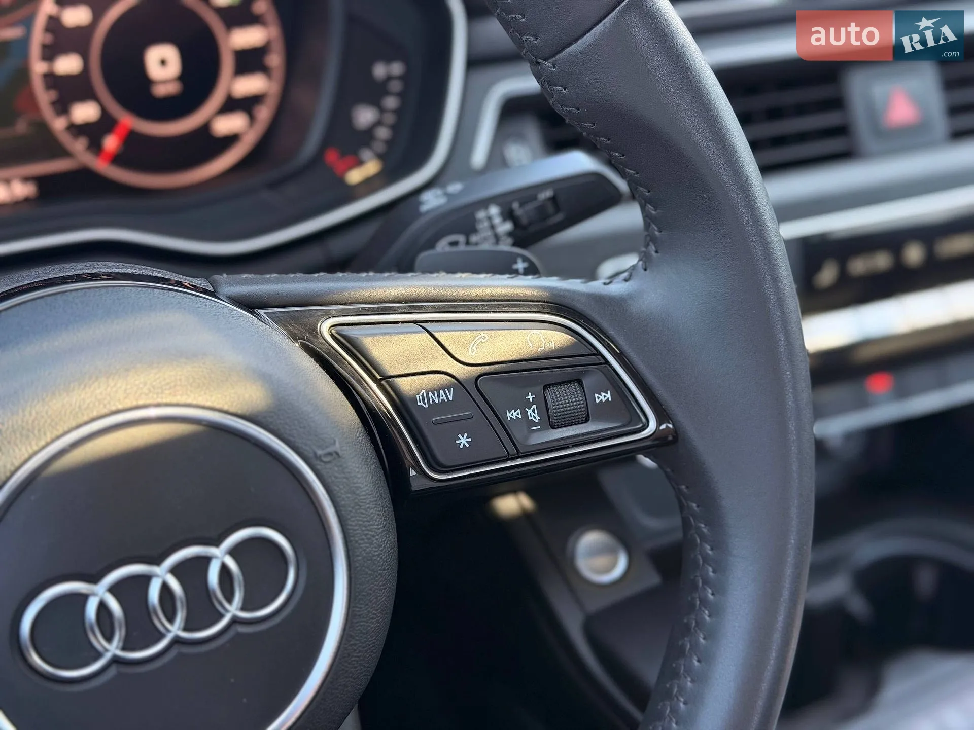 2016 Audi A4 - мініатюра 71
