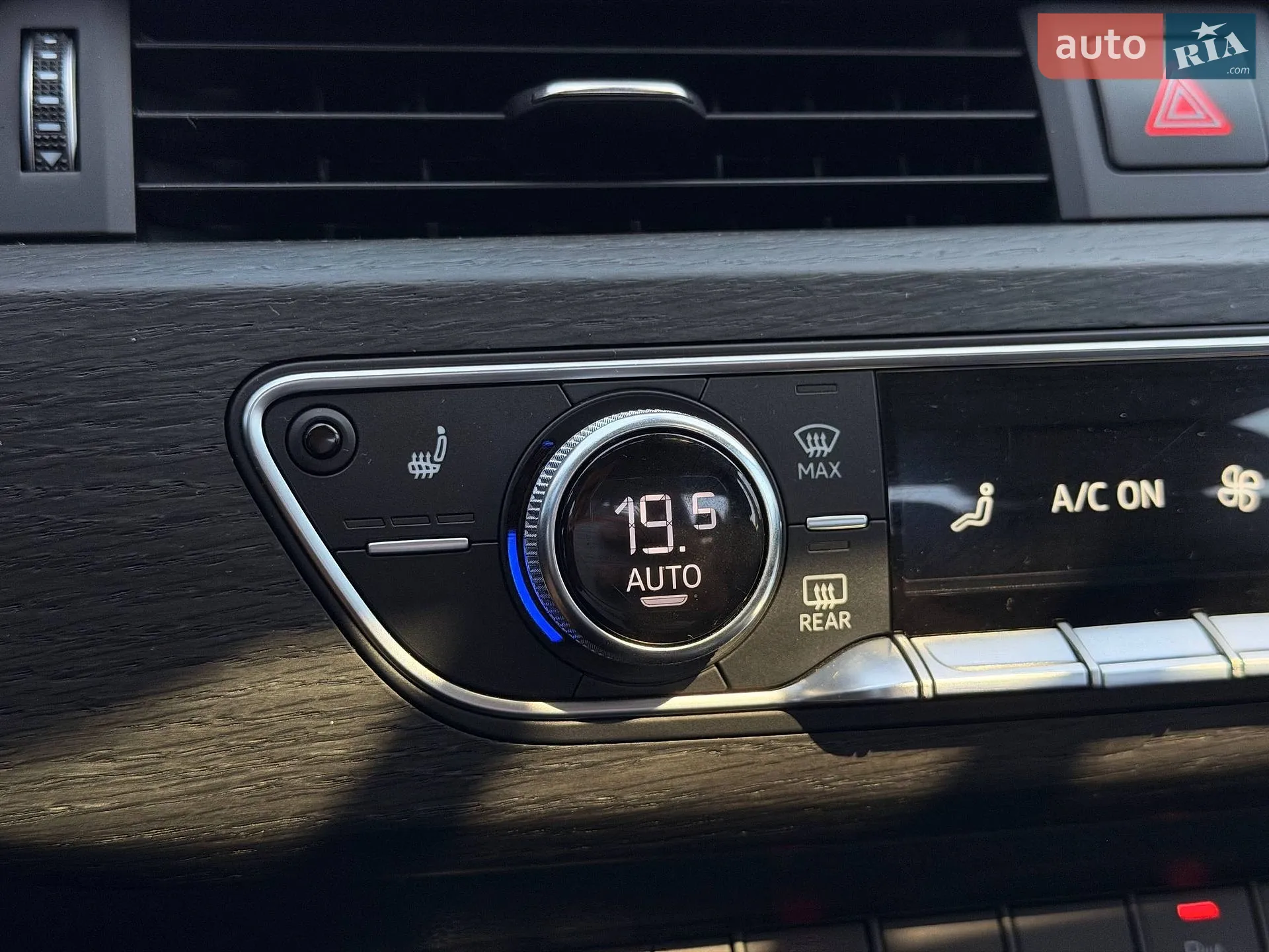 2016 Audi A4 - мініатюра 77