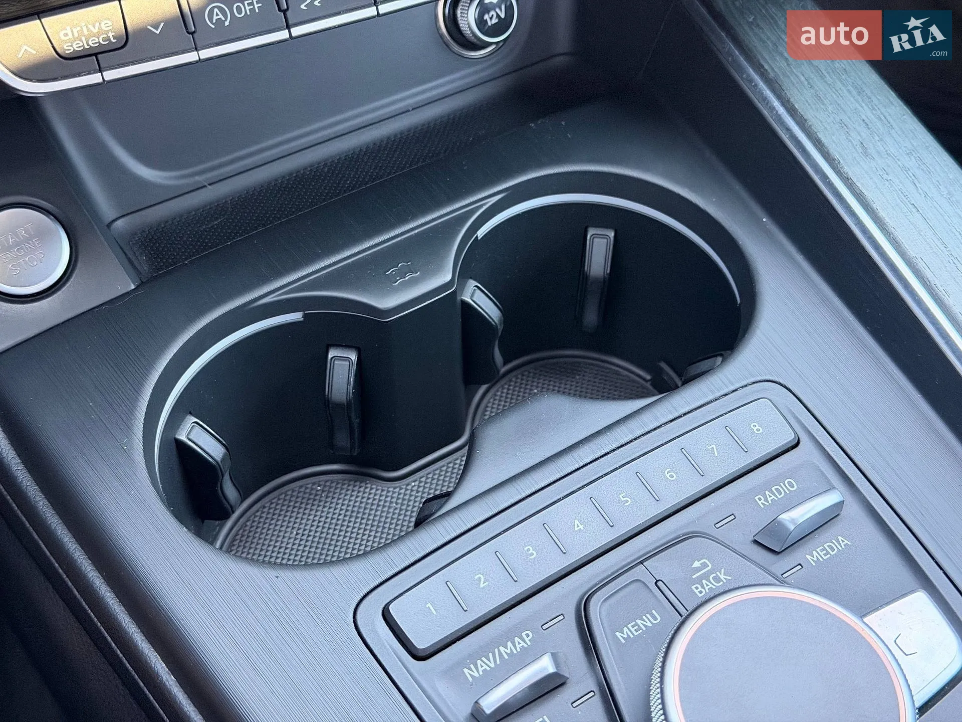 2016 Audi A4 - мініатюра 85