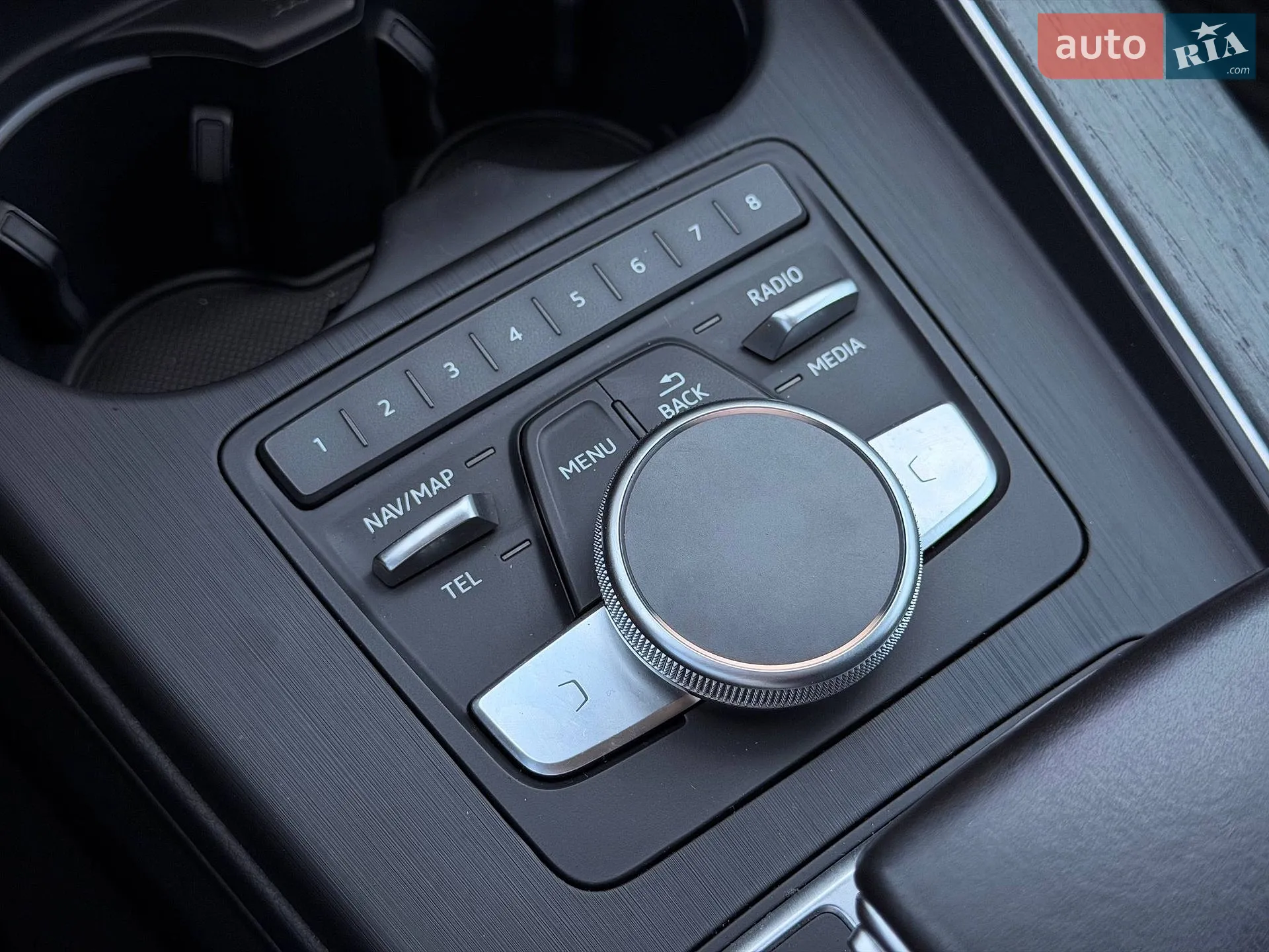 2016 Audi A4 - мініатюра 86