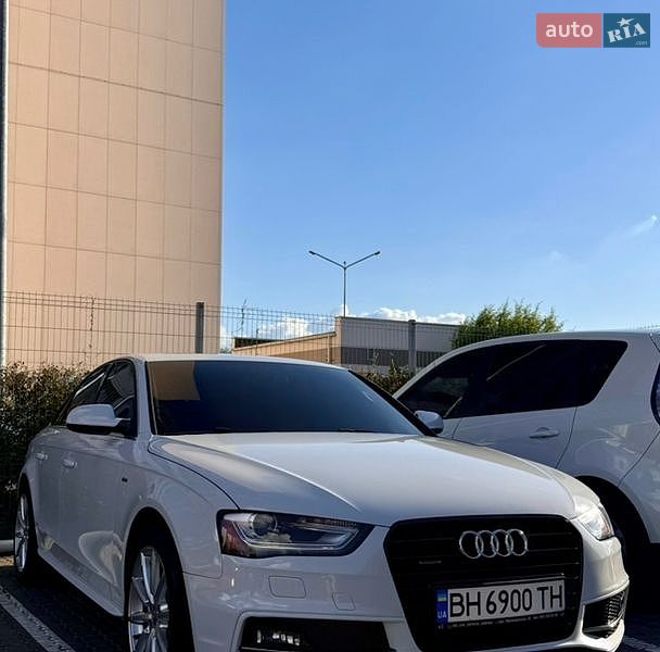Седан Audi A4 2015 в Одесі