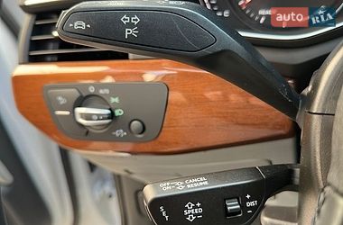 Седан Audi A4 2023 в Киеве