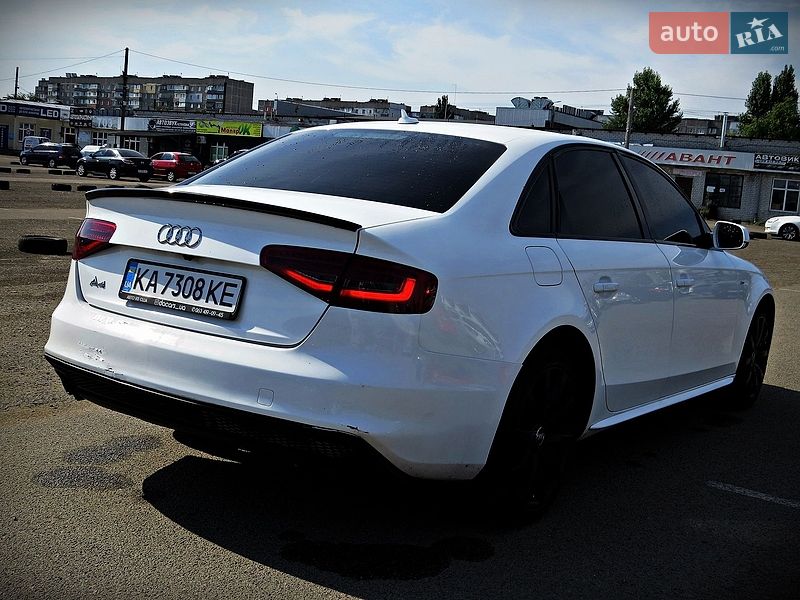 Седан Audi A4 2014 в Черкасах